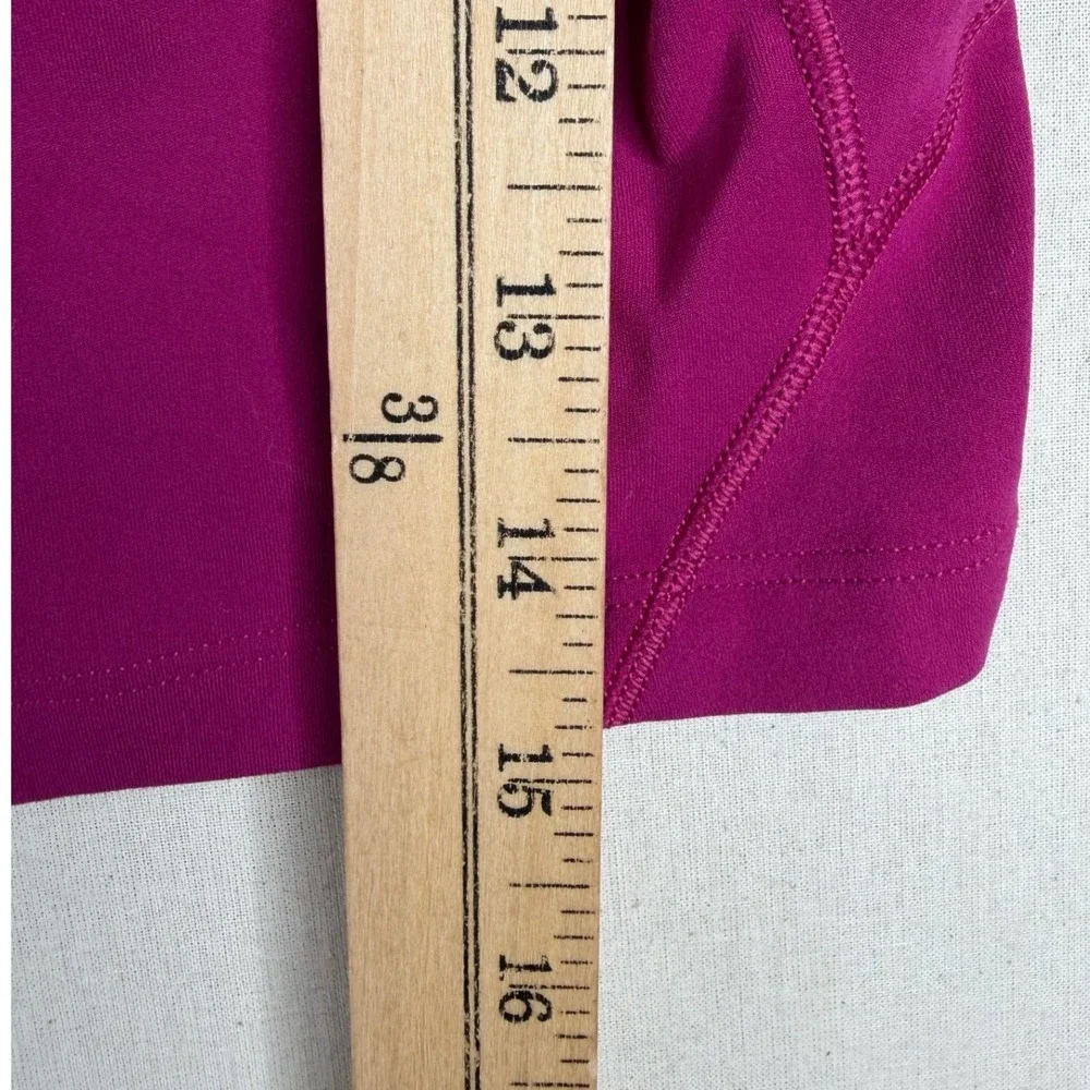Lululemon Women's Align Cropped Tank Top size 4 Magenta Pink